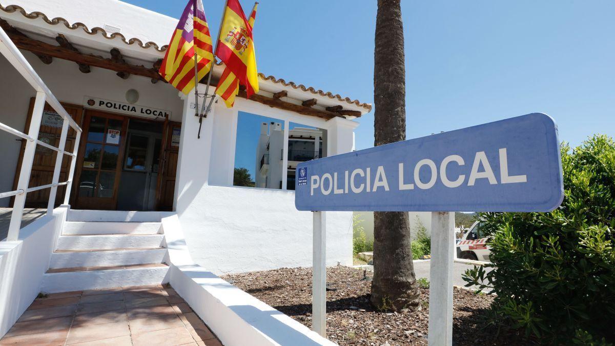 Detenido en Ibiza un tatuador que abusaba sexualmente de mujeres en su local