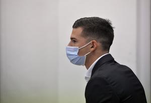 El futbolista Santi Mina, que actualmente milita en el Celta, en el segundo día de juicio en la sala de la Sección Tercera de la Audiencia Provincial de Almería.