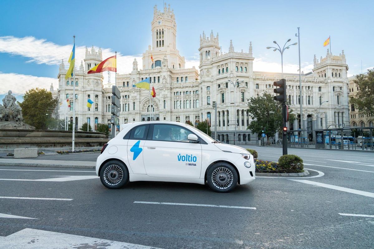 Mutua Madrileña lanza Voltio, su compañía de 'carsharing' con vehículos 100% eléctricos Mutua Madrileña lanza Voltio, su compañía de 'carsharing' con vehículos 100% eléctricos