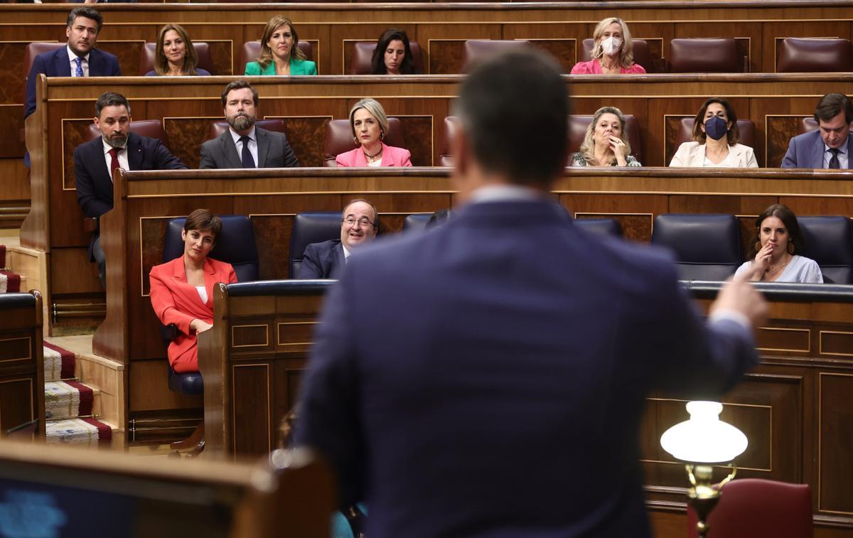 El presidente del Gobierno, Pedro Sánchez, interviene en una sesión de control, en el Congreso de los Diputados, a 8 de junio de 2022.