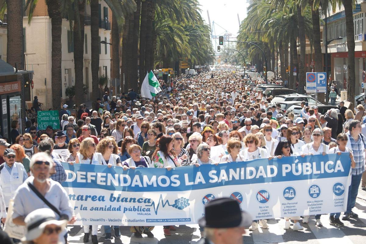Miles de andaluces reprochan a la Junta su gestión de la sanidad pública