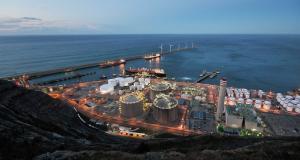España ya tiene sus almacenes de gas llenos al 90% en pleno pulso de Putin a Europa