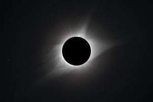 El eclipse solar en abril: ¿cuándo es y en qué países se podrá ver?