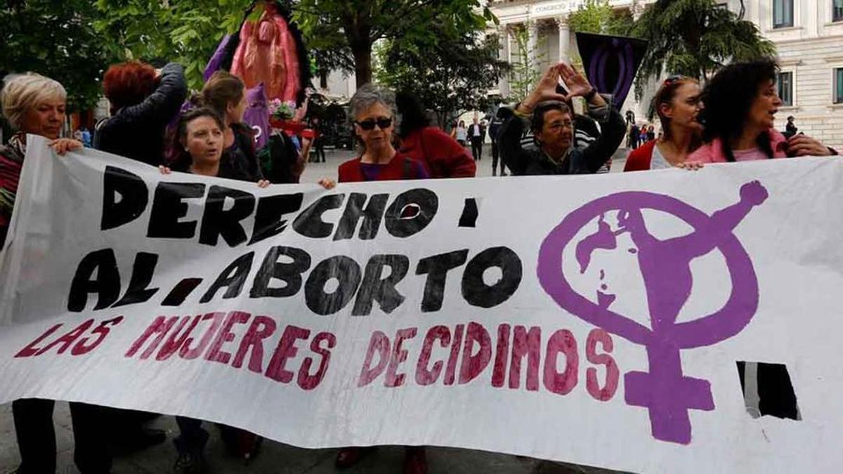 Concentración para defender el derecho al aborto. Concentración para defender el derecho al aborto.