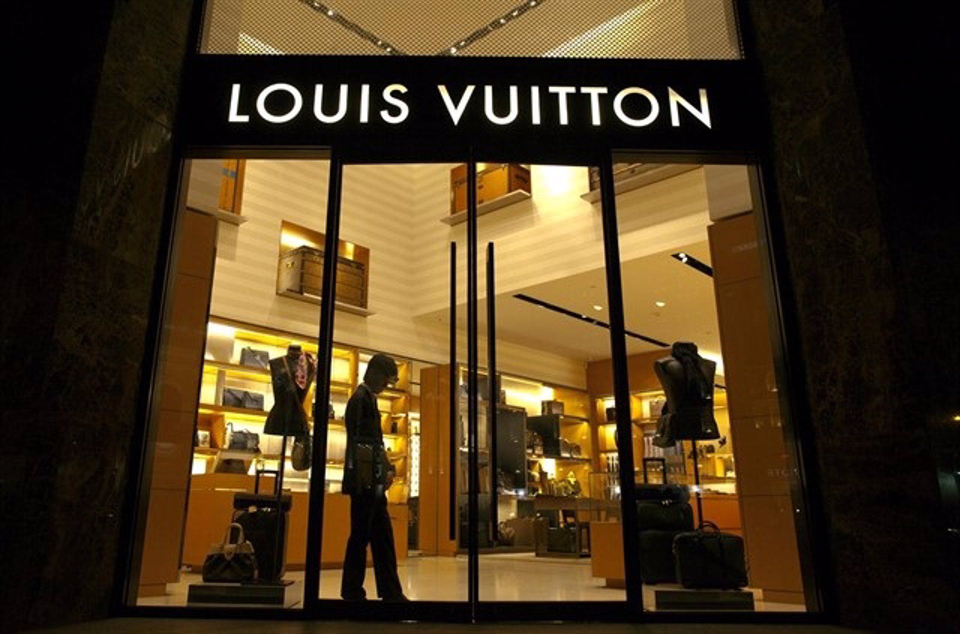 Louis Vuitton tiene nueva tienda en Madrid y lo mejor de la semana