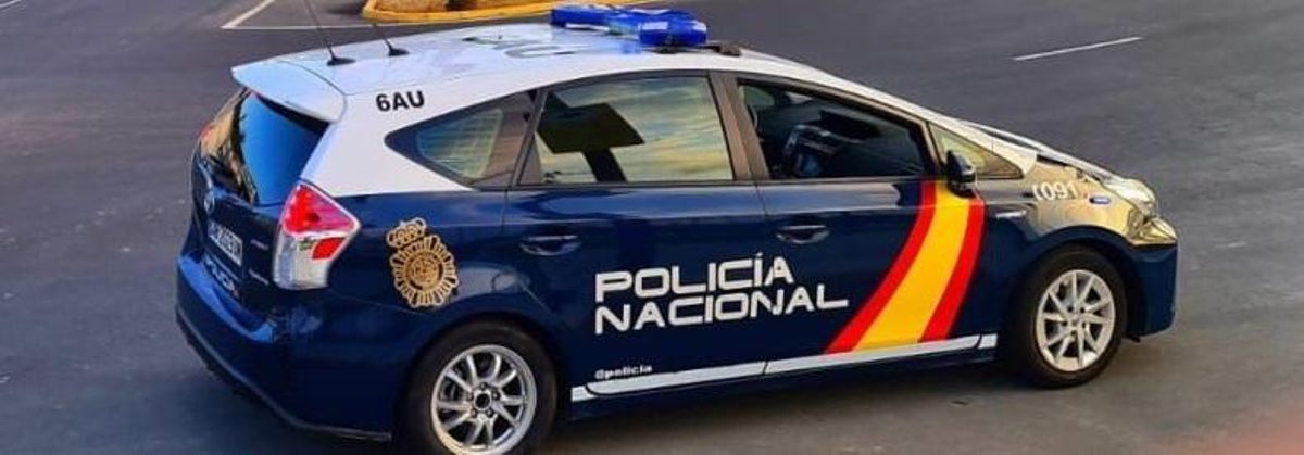 Tres jóvenes acuchillan a otro por quitarles el taxi en Valencia Tres jóvenes acuchillan a otro por quitarles el taxi en Valencia