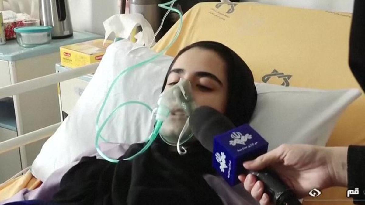 El mal de las colegialas iranís: ¿envenenadas o estrés? El mal de las colegialas iranís: ¿envenenadas o estrés?