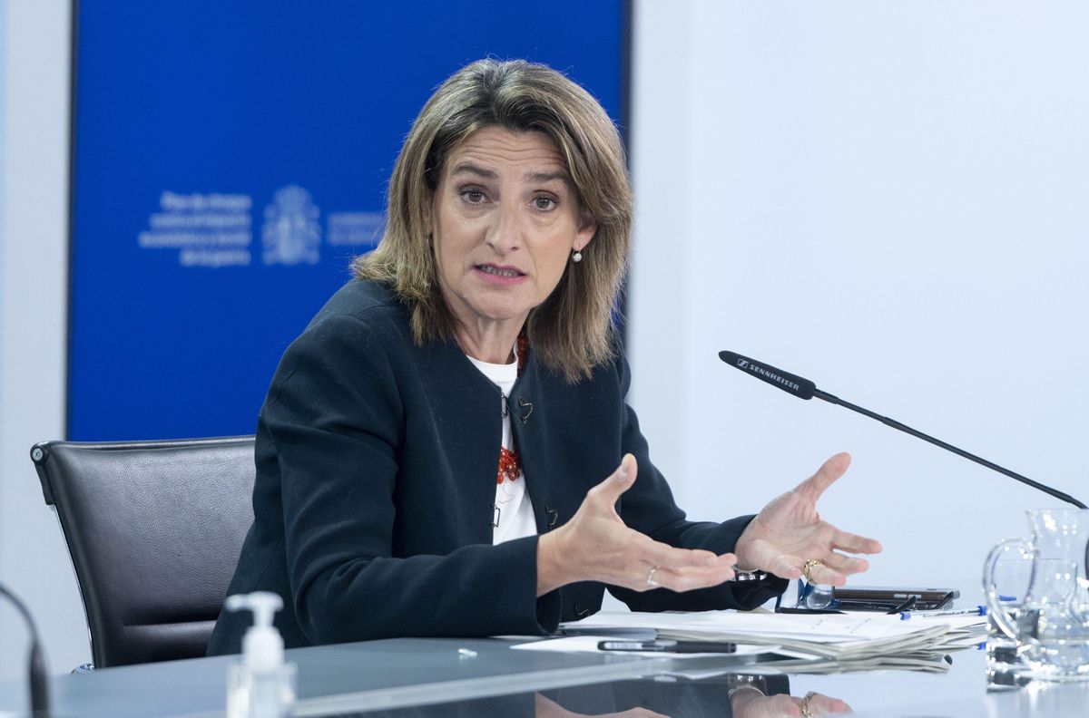 La vicepresidenta tercera y ministra para la Transición Ecológica y el Reto Demográfico, Teresa Ribera, comparece en una rueda de prensa posterior al Consejo de Ministros Extraordinario, en La Moncloa, a 13 de mayo de 2022, en Madrid. La vicepresidenta tercera y ministra para la Transición Ecológica y el Reto Demográfico, Teresa Ribera, comparece en una rueda de prensa posterior al Consejo de Ministros Extraordinario, en La Moncloa, a 13 de mayo de 2022, en Madrid.