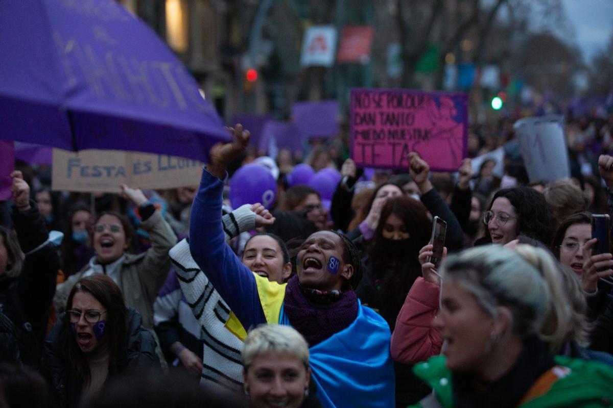 Manifestación por los derechos de las mujeres el 8 de marzo de 2022 en Barcelona.