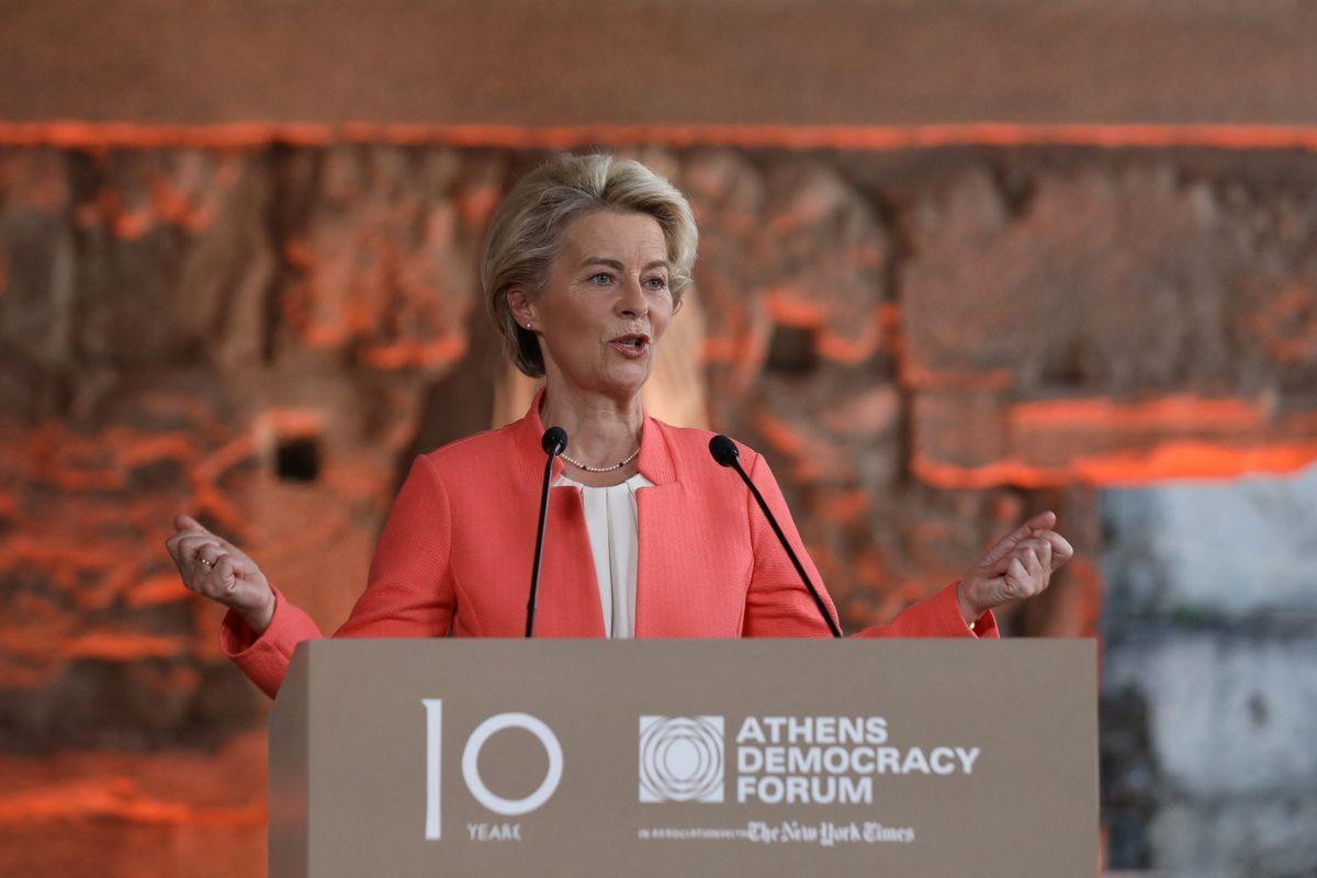 La presidenta de la Comisión Europea, Ursula von der Leyen, en un acto en Atenas.