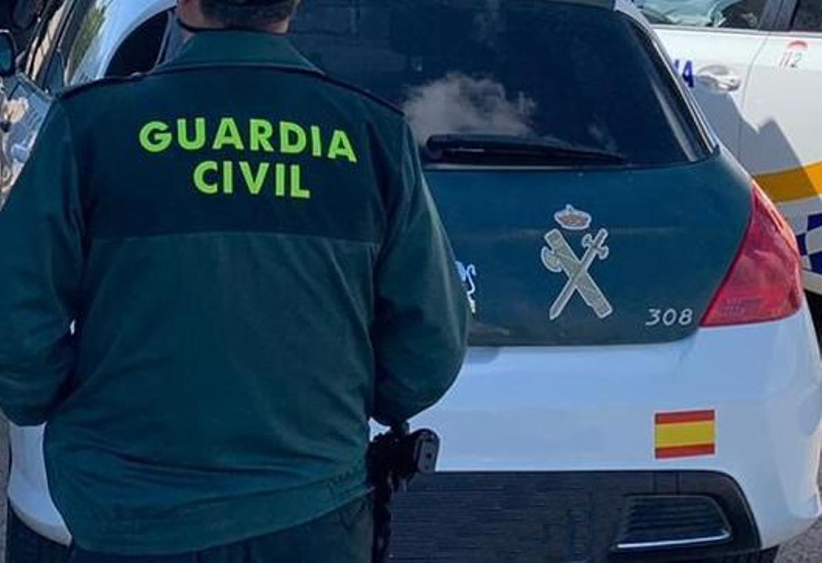 Muere una mujer de 50 años en una salida de vía cerca de Aceuchal (Badajoz)