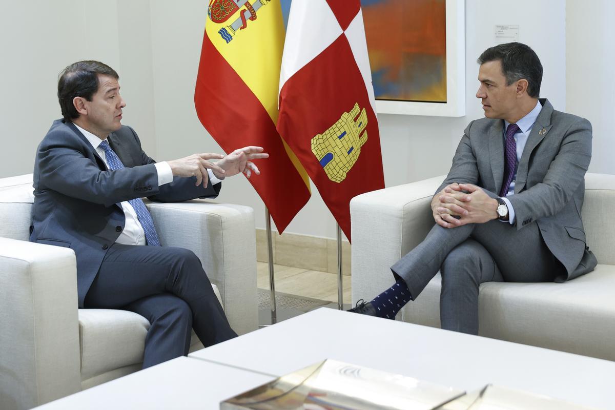 Reunión entre Pedro Sánchez y Alfonso Fernández Mañueco en Moncloa.