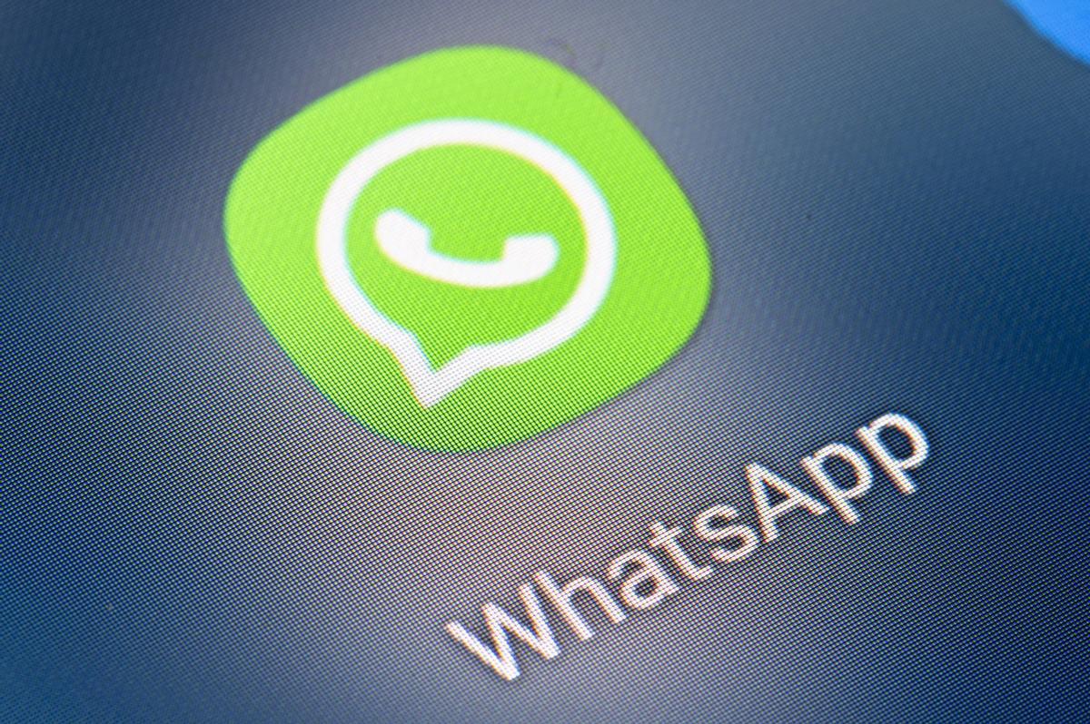 Cómo leer mensajes de Whatsapp sin que otros lo sepan