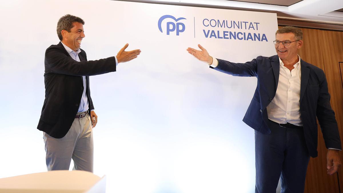Carlos Mazón y Alberto Núñez Feijóo, en la reunión de la dirección del PPCV. Carlos Mazón y Alberto Núñez Feijóo, en la reunión de la dirección del PPCV.