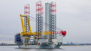 El barco Voltaire, que instala las turbinas del mayor parque eólico marino del mundo