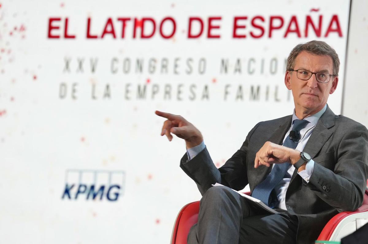 El líder del PP, Alberto Núñez Feijóo, en el XXV Congreso de la Empresa Familiar.