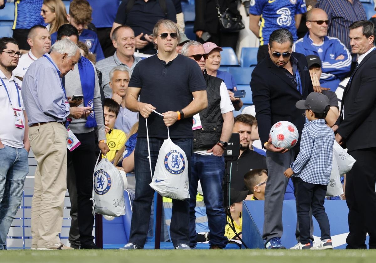 Todd Boehly, propietario del Chelsea, durante un partido de la Premier League. Todd Boehly, propietario del Chelsea, durante un partido de la Premier League.