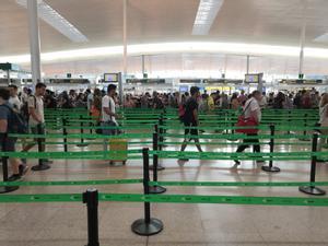 Control de seguridad en el aeropuerto de Barcelona