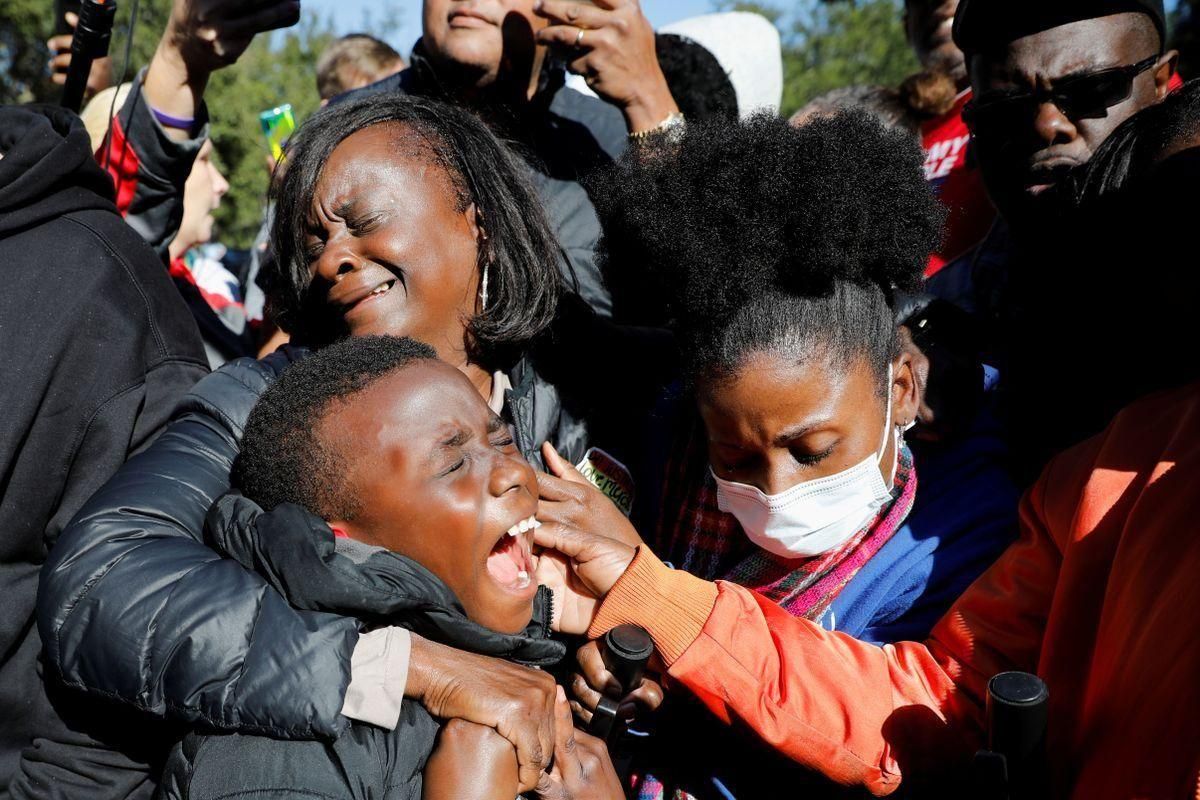 Los tres imputados por la muerte del joven negro desarmado Ahmaud Arbery, condenados por asesinato Los tres imputados por la muerte del joven negro desarmado Ahmaud Arbery, condenados por asesinato