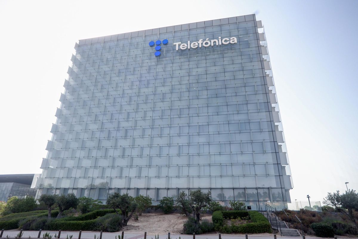 Telefónica pacta con los sindicatos una subida de los salarios del 7,8% para 2023 Telefónica pacta con los sindicatos una subida de los salarios del 7,8% para 2023
