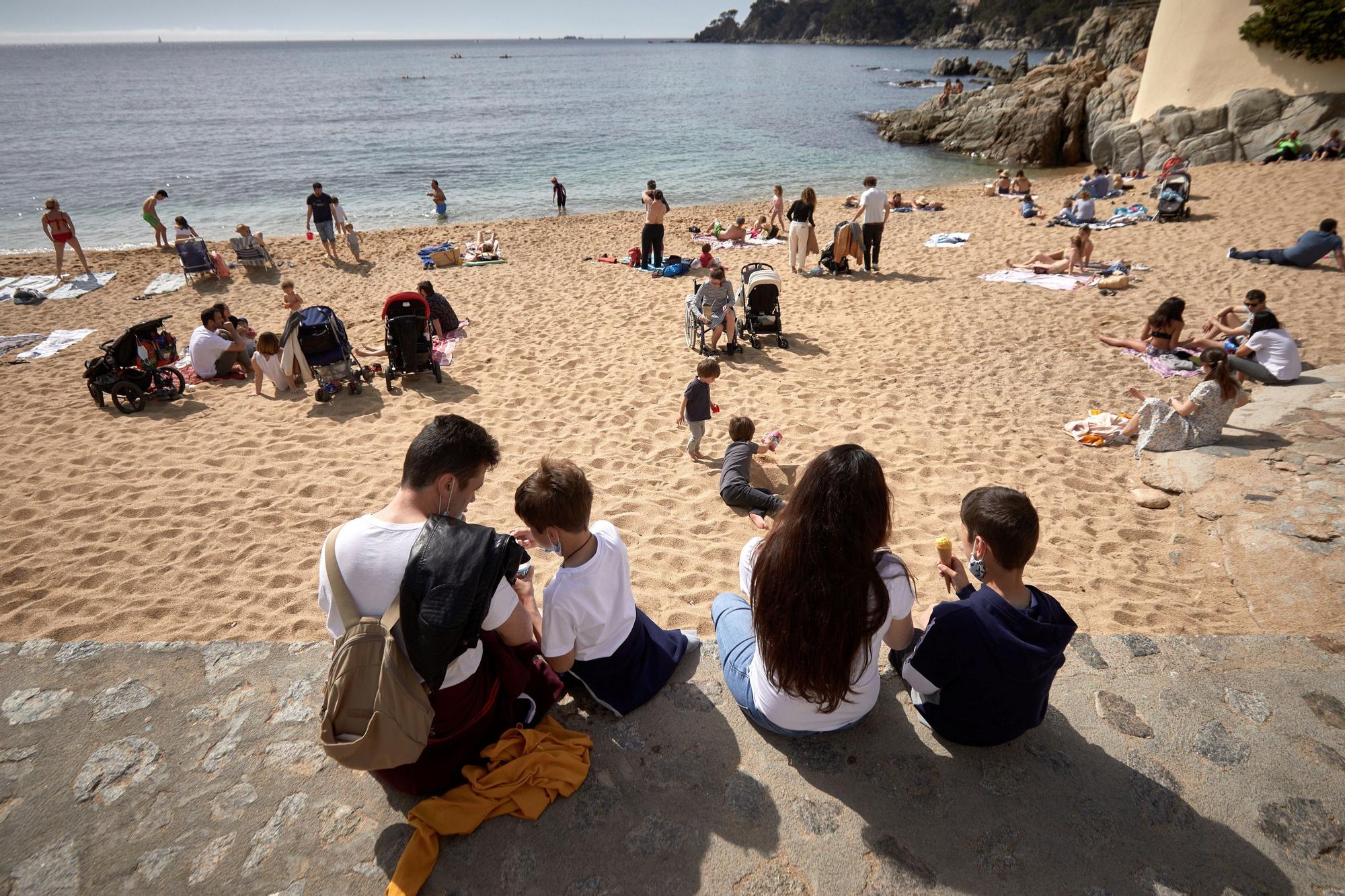 Últimas notícias na Espanha hoje: quase verão nesta quinta-feira santa