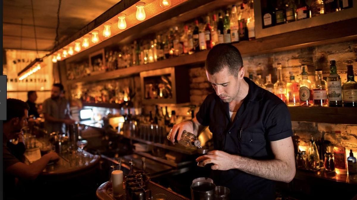 Una ruta bebérsela: 5 bares para probar los mejores cócteles mundo | El Periódico de España