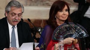 Alberto Fernández, presidente de Argentina, y Cristina Fernández de Kirchner en el Congreso de Buenos Aires. 