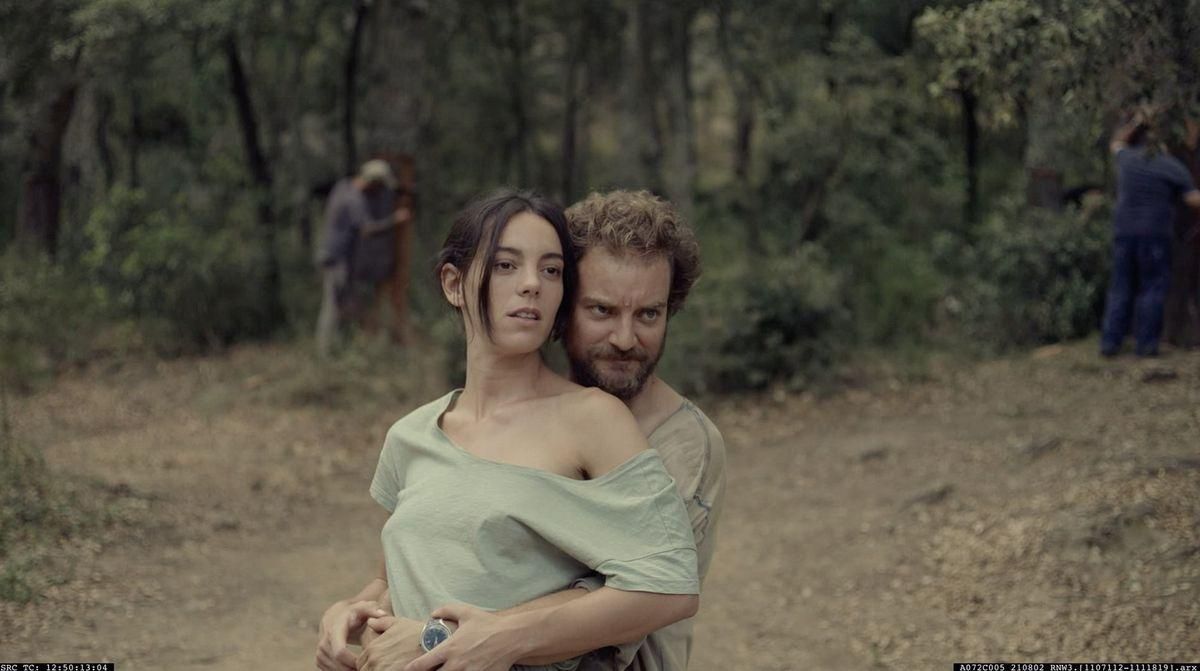 Vicky Luengo y Pol López, en ’Suro’. Vicky Luengo y Pol López, en ’Suro’.