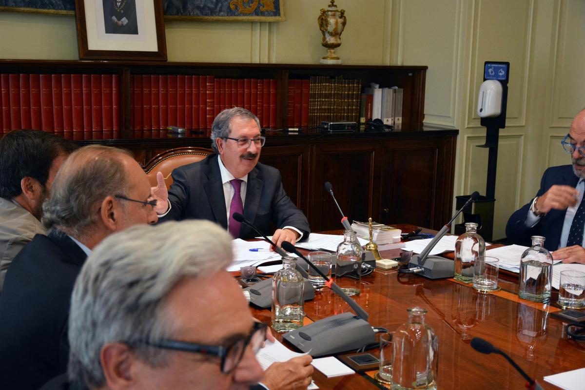 Mozo rechaza convocar el Pleno que exigen los conservadores para los nombramientos del TC Mozo rechaza convocar el Pleno que exigen los conservadores para los nombramientos del TC