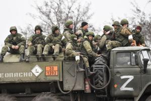 Soldados rusos en la región ucraniana ocupada de Crimea.