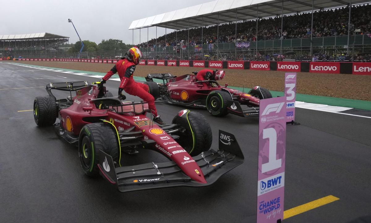 Alonso y Sainz saldrán 7º y 1º en el GP de Gran Bretaña