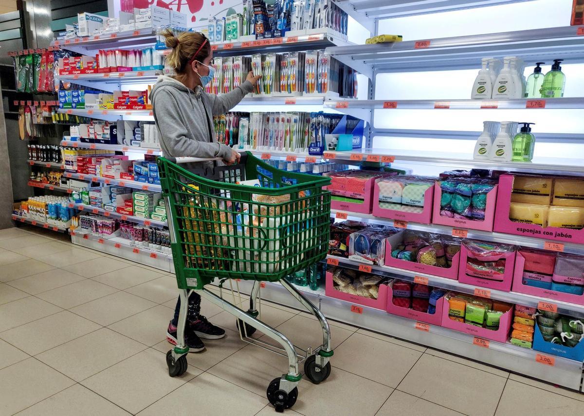 ¿Qué es la ‘reduflación’? Avisan de esta práctica "poco ética" en los supermercados