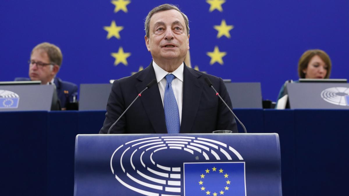 El primer ministro de Italia, Mario Draghi, en el Parlamento Europeo de Estrasburgo (Francia).