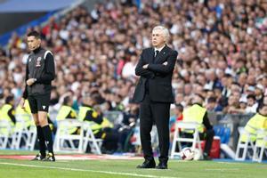 Ancelotti puede ser sancionado "de dos a cuatro partidos" por sus quejas arbitrales