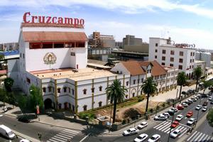 La sede de la cerveza Cruzcampo en Sevilla.