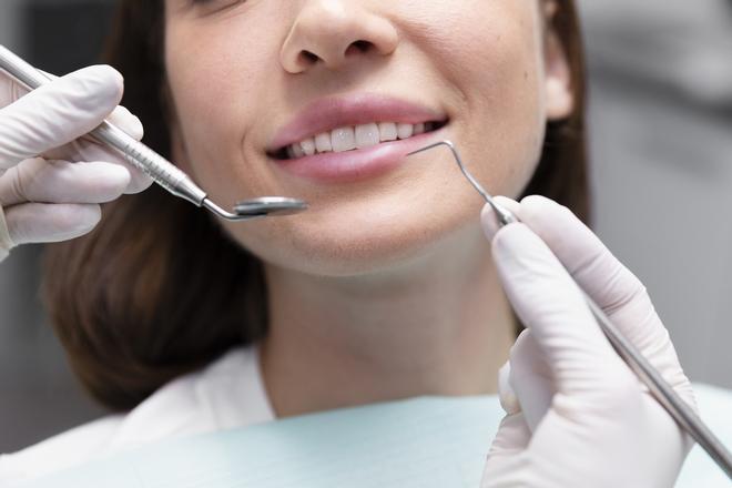Las ocho cosas que los dentistas pueden saber de ti solo mirando tus dientes