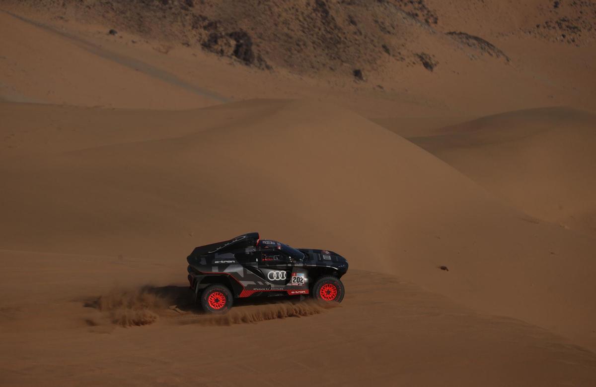 Carlos Sainz, en el prólogo de Rally Dakar