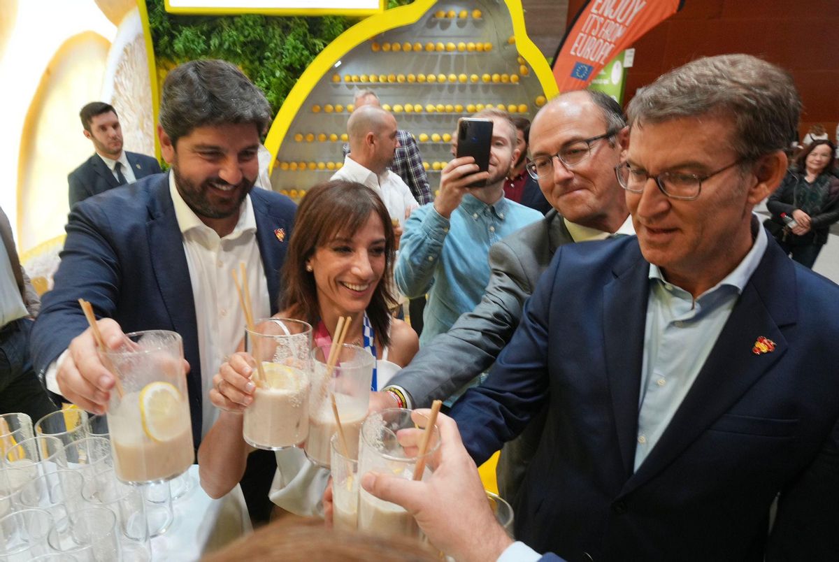 Feijóo visita la Feria Internacional de las Frutas y Hortalizas en Ifema. Feijóo visita la Feria Internacional de las Frutas y Hortalizas en Ifema.