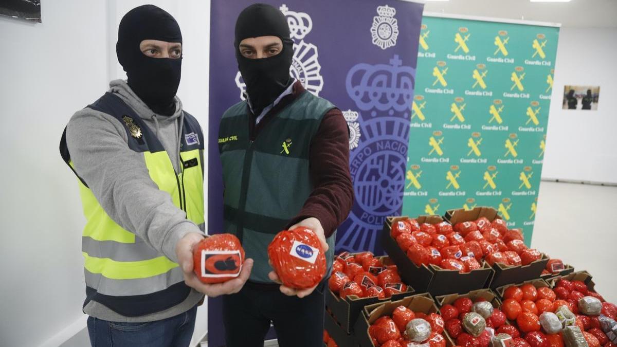 La banda de narcos desarticulada en Córdoba camuflaba en tomates hachís por valor de 45 millones de euros