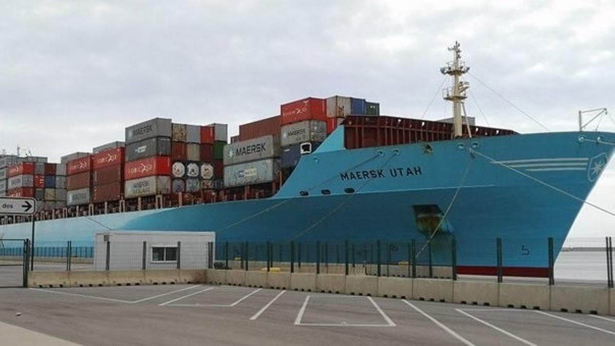  El buque de mercancías ’Maersk Utah’ en el Puerto de Valencia