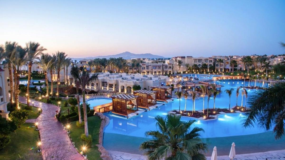Sharm el Sheikh la ciudad de piscinas en el desierto que acogerá la próxima cumbre del clima