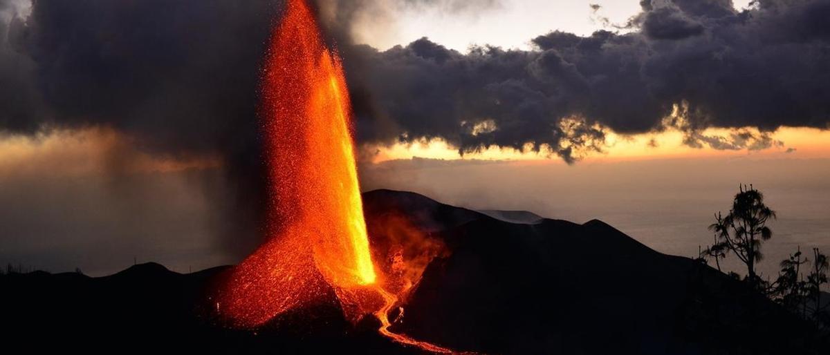 El IGN describe las "tuberías" por las que asciende el magma en La Palma