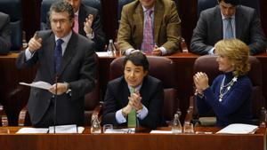 Francisco Granados, Ignacio González y Esperanza Aguirre en la Asamblea de Madrid.