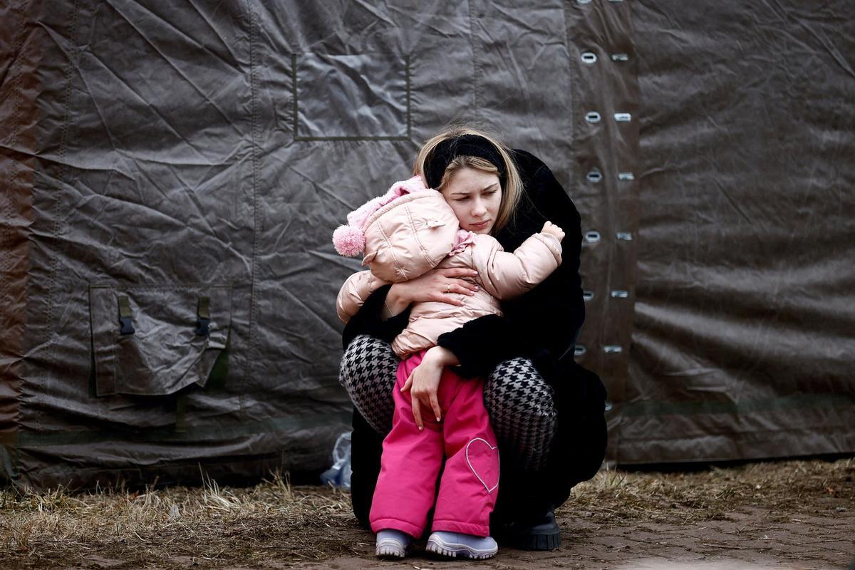 GUERRA RUSIA-UCRANIA | Estos son algunos de los puntos de recogida de ayuda  humanitaria en Madrid para Ucrania | El Periódico de España