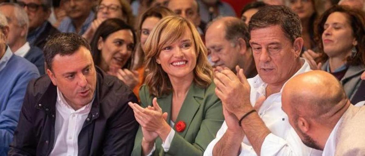 Besteiro y Lage, en un acto del PSdeG el pasado uno de octubre. Besteiro y Lage, en un acto del PSdeG el pasado uno de octubre.