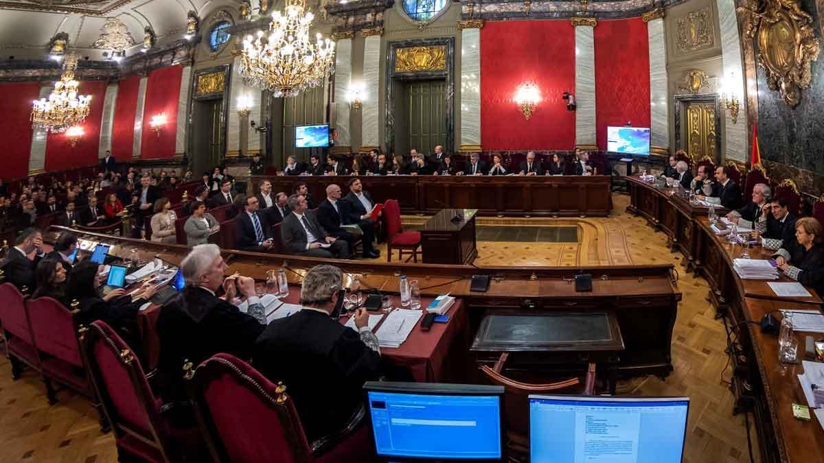 La fiscalía pide mantener la inhabilitación a la que se condenó a Junqueras, Romeva, Turull y Bassa
