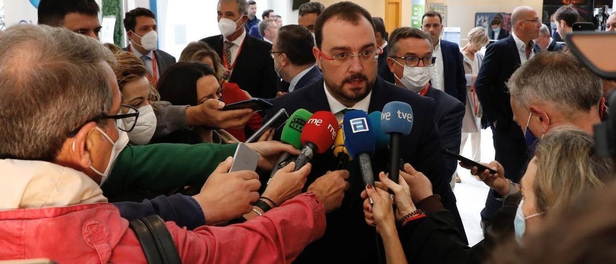 Barbón pide al PSOE “análisis crítico” tras las elecciones en Andalucía