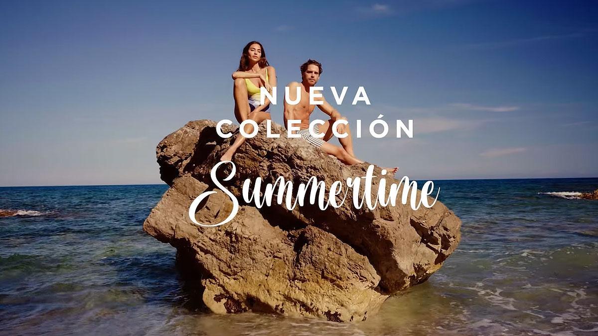 Desmenuzar haz vértice El Corte Inglés lanza su campaña de moda baño 'Summertime' | El Periódico  de España