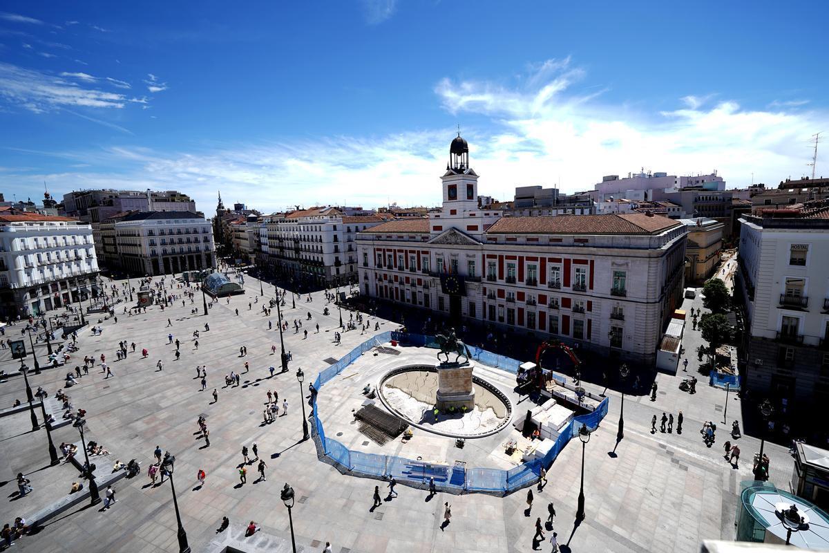 Usando una computadora proteína Ejercicio mañanero Ayuntamiento de Madrid | Puerta del Sol: las sombras de una obra sin  sombras | El Periódico de España