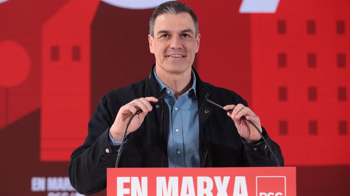 ELEIÇÕES |  Pedro Sánchez reivindica a “paz social” que existe na Espanha, apesar dos “xamãs” de direita